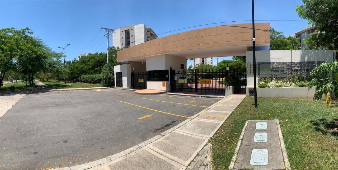 Lujoso Apartamento Hacienda Penalisa Girardot Extérieur photo